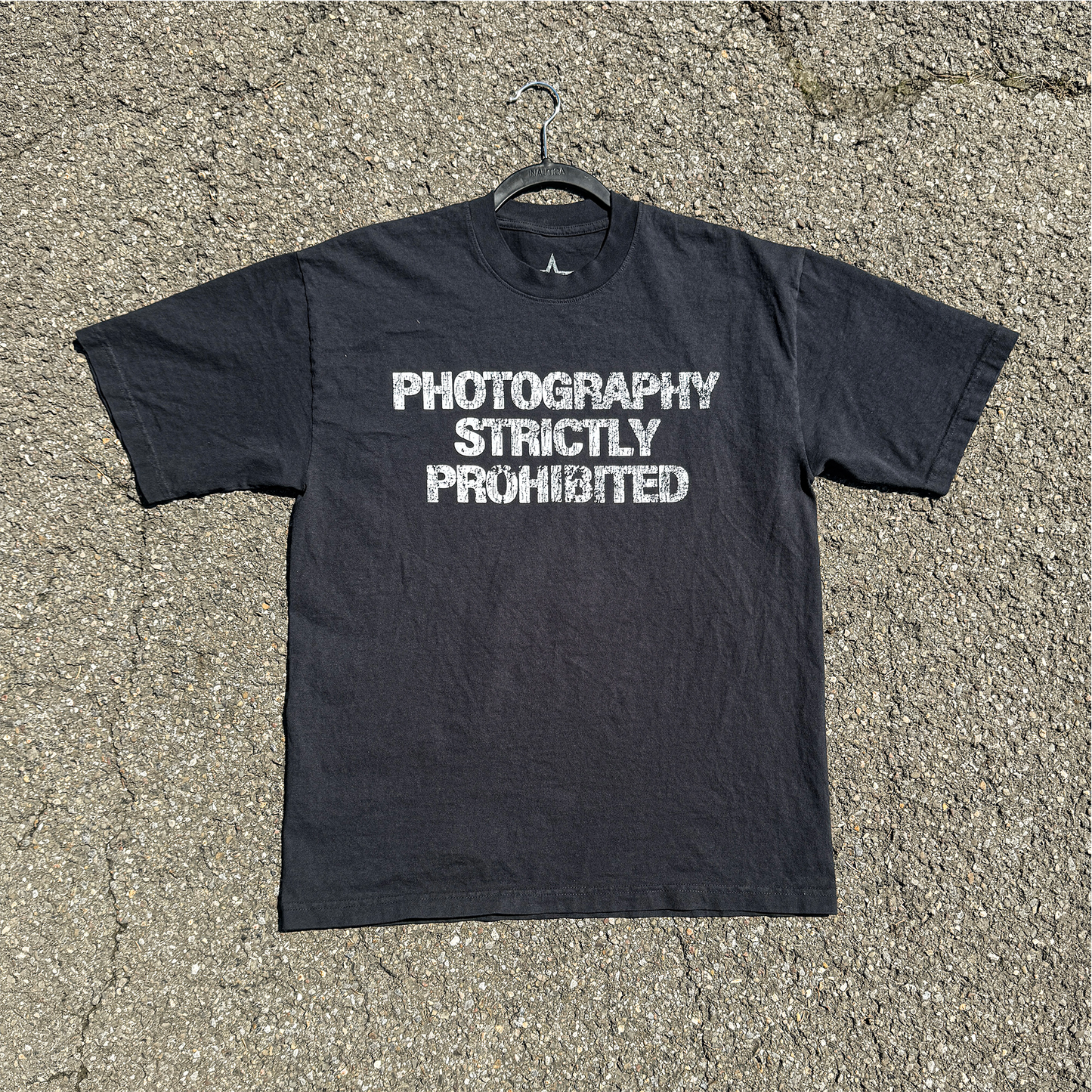 VINTAGE HEAVYWEIGHT PHOTOGRAPHY TEE