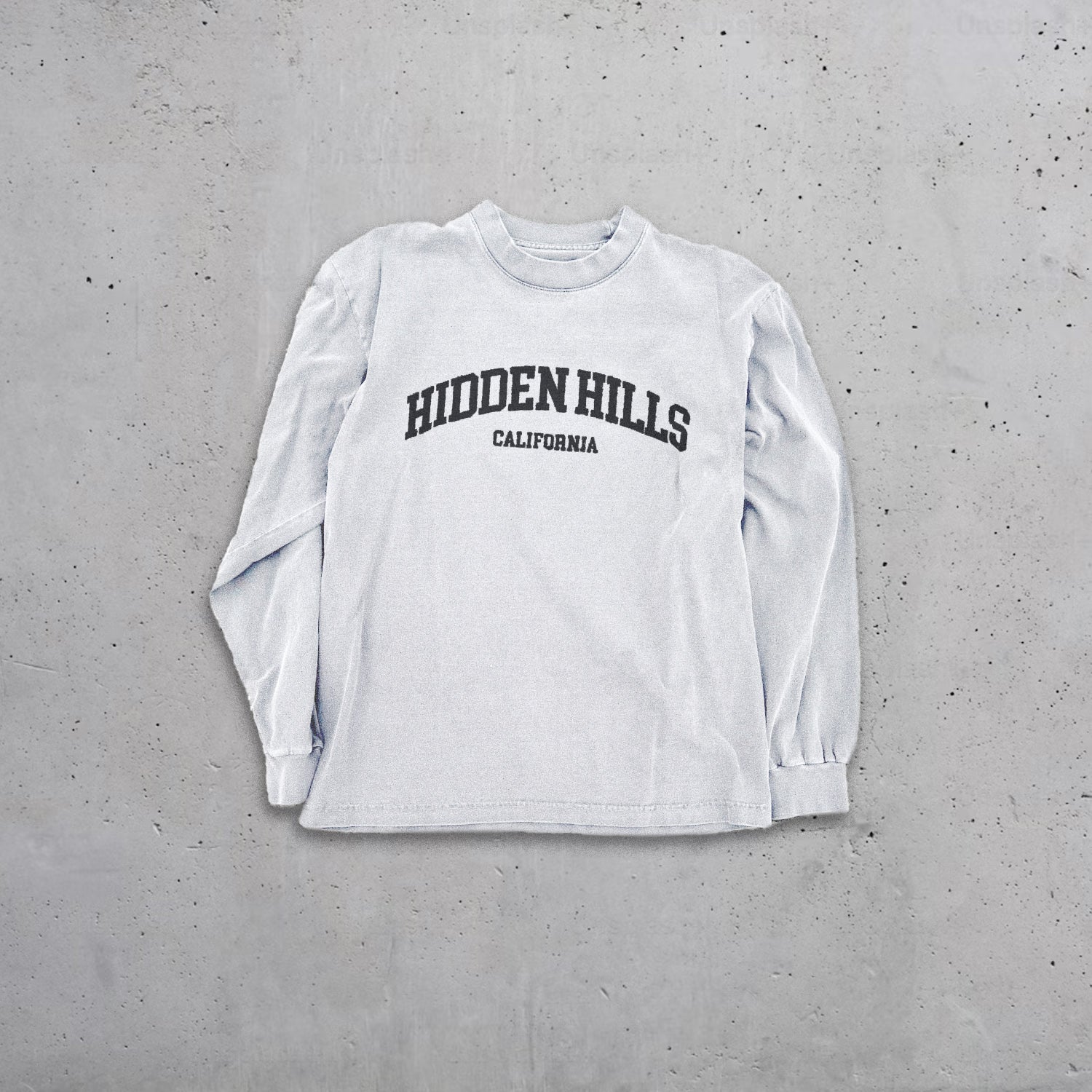HIDDEN HILLS ESSENTIALS TOP - WHITE/BLACK